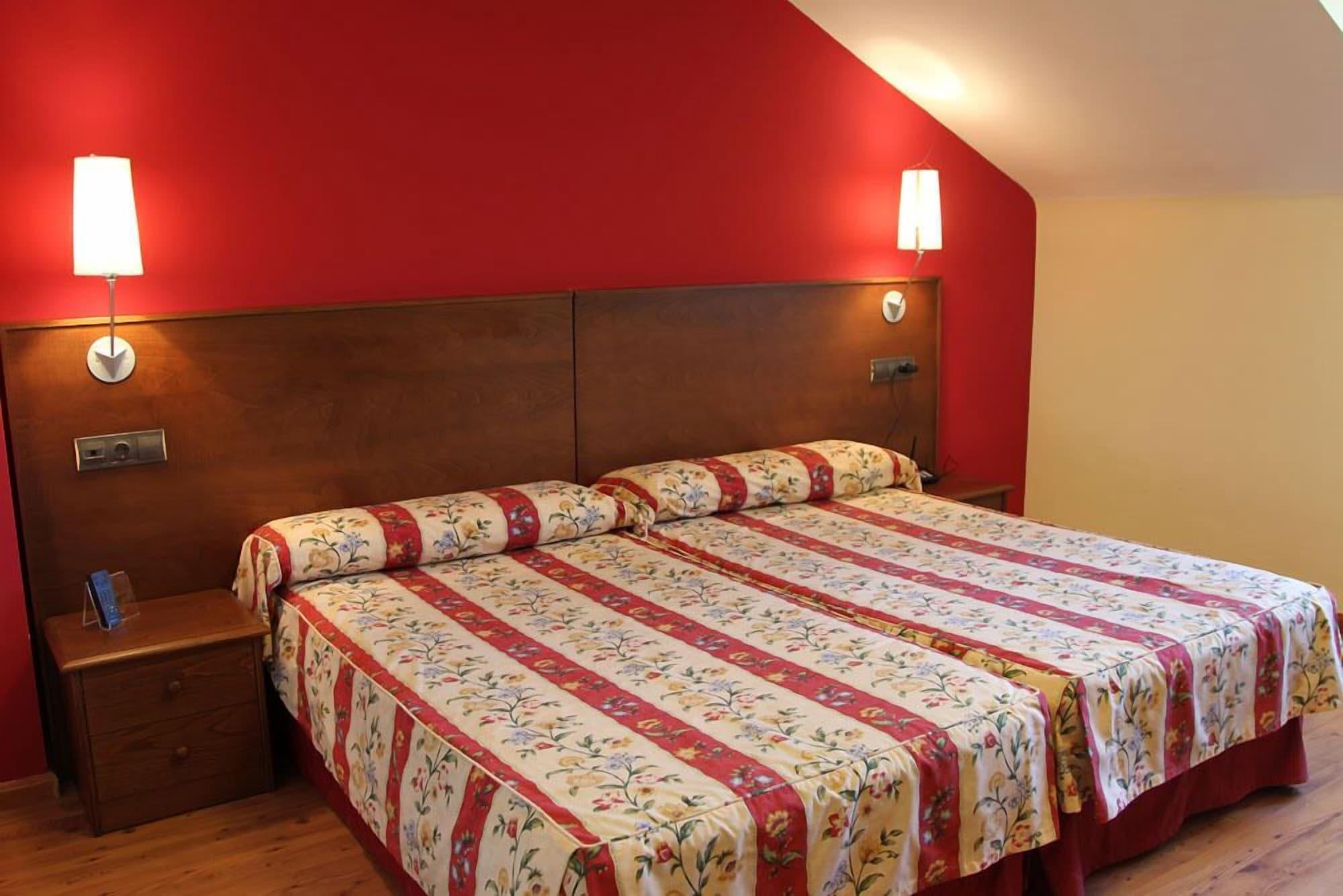 Hotel Mirador De La Cepada Onís Buitenkant foto